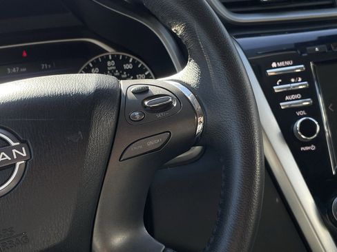 Used 2023 Nissan Murano SV image 14