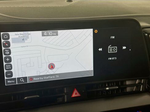 Used 2024 Kia Sportage EX FWD image 22