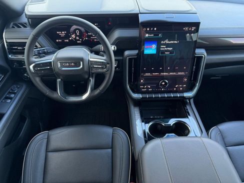 Used 2025 GMC Yukon Elevation AWD/4WD image 24