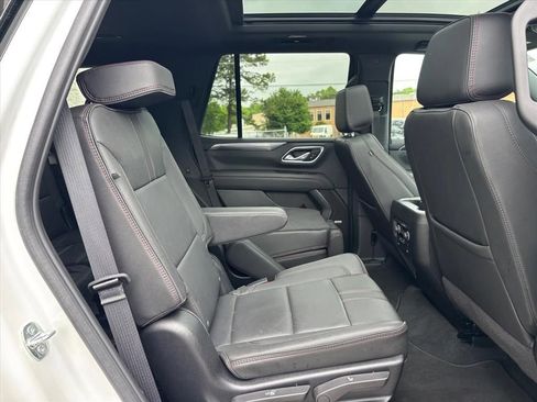 Used 2024 Chevrolet Tahoe RST w/ Luxury Package AWD/4WD image 13