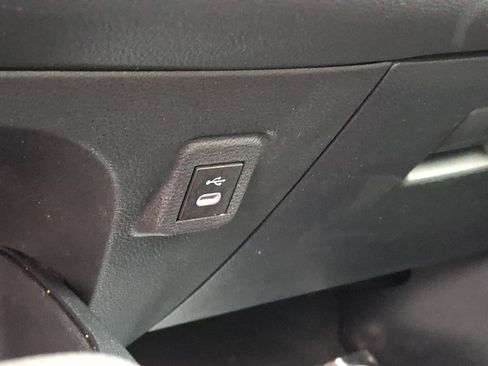 Used 2023 Toyota Corolla LE FWD image 18