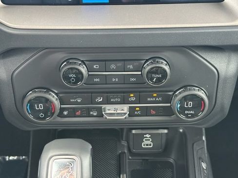 New 2026 Ford Bronco Outer Banks AWD/4WD image 17