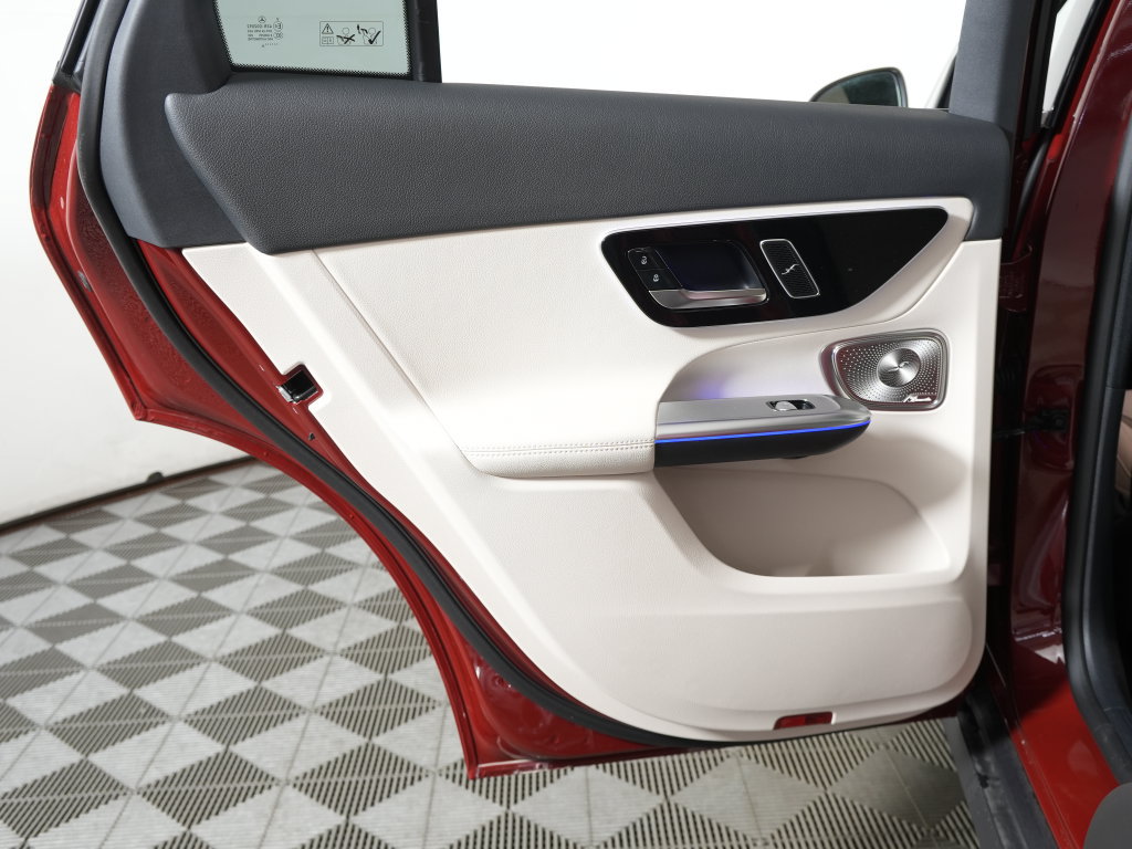 Certified 2026 Mercedes-Benz GLC 300 4MATIC image 27