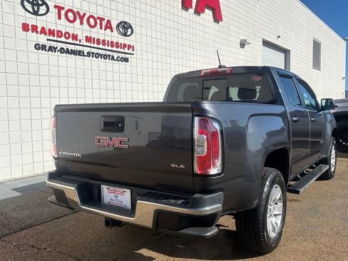 Used 2017 GMC Canyon SLE w/ SLE Convenience Package image 5