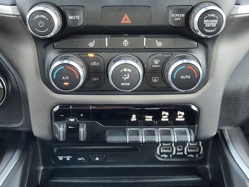 Used 2019 RAM 1500 Big Horn AWD/4WD image 20