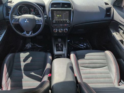 Used 2025 Mitsubishi Outlander Sport SE AWD/4WD image 25