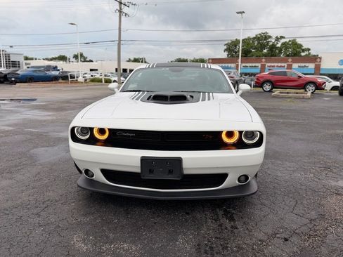 Used 2018 Dodge Challenger R/T Scat Pack RWD image 8
