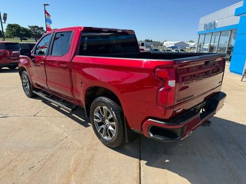 Used 2025 Chevrolet Silverado 1500 RST AWD/4WD image 3