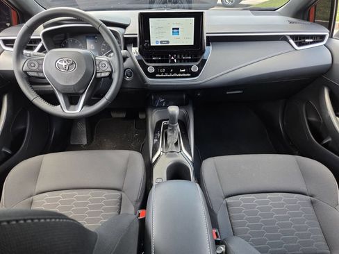 Used 2025 Toyota Corolla SE FWD image 13