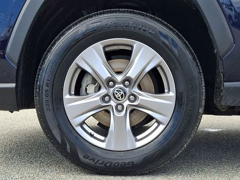 Certified 2024 Toyota RAV4 XLE AWD/4WD image 11