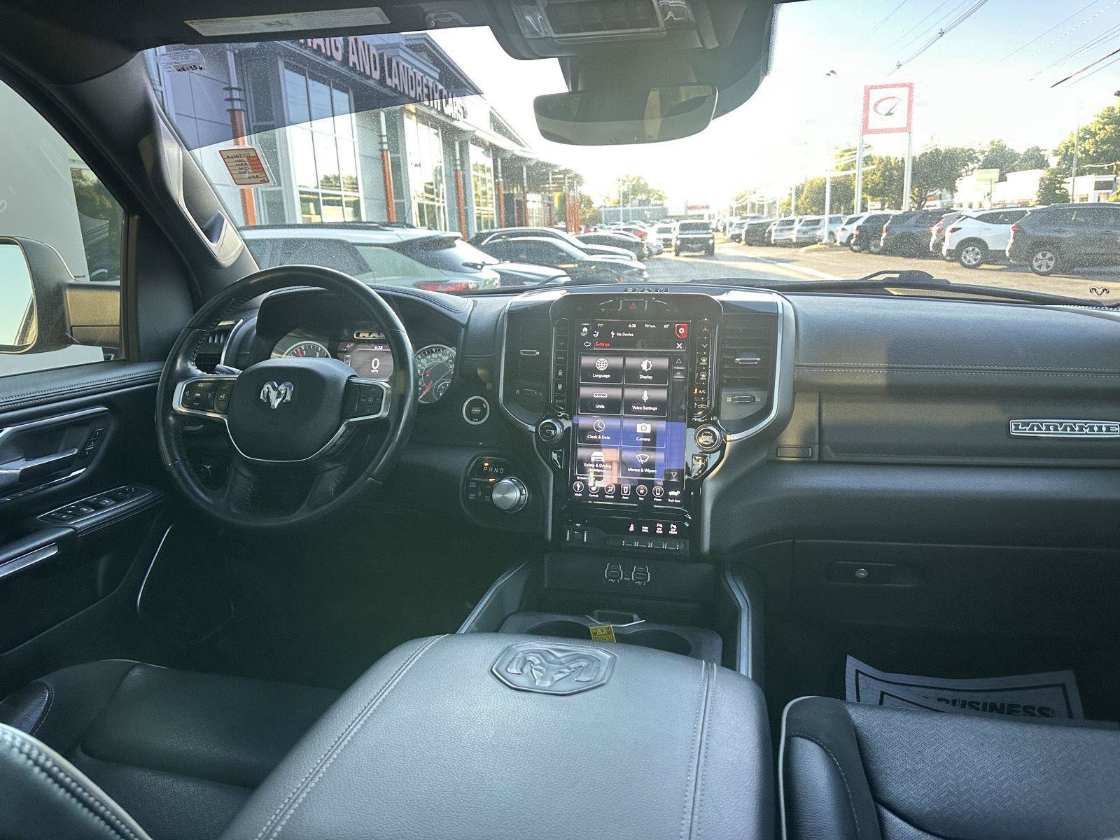 Used 2021 RAM 1500 Laramie w/ Sport Appearance Package AWD/4WD image 19