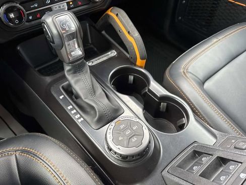 Certified 2024 Ford Bronco Badlands AWD/4WD image 34