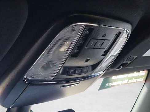 Used 2017 Jeep Grand Cherokee Altitude AWD/4WD image 17