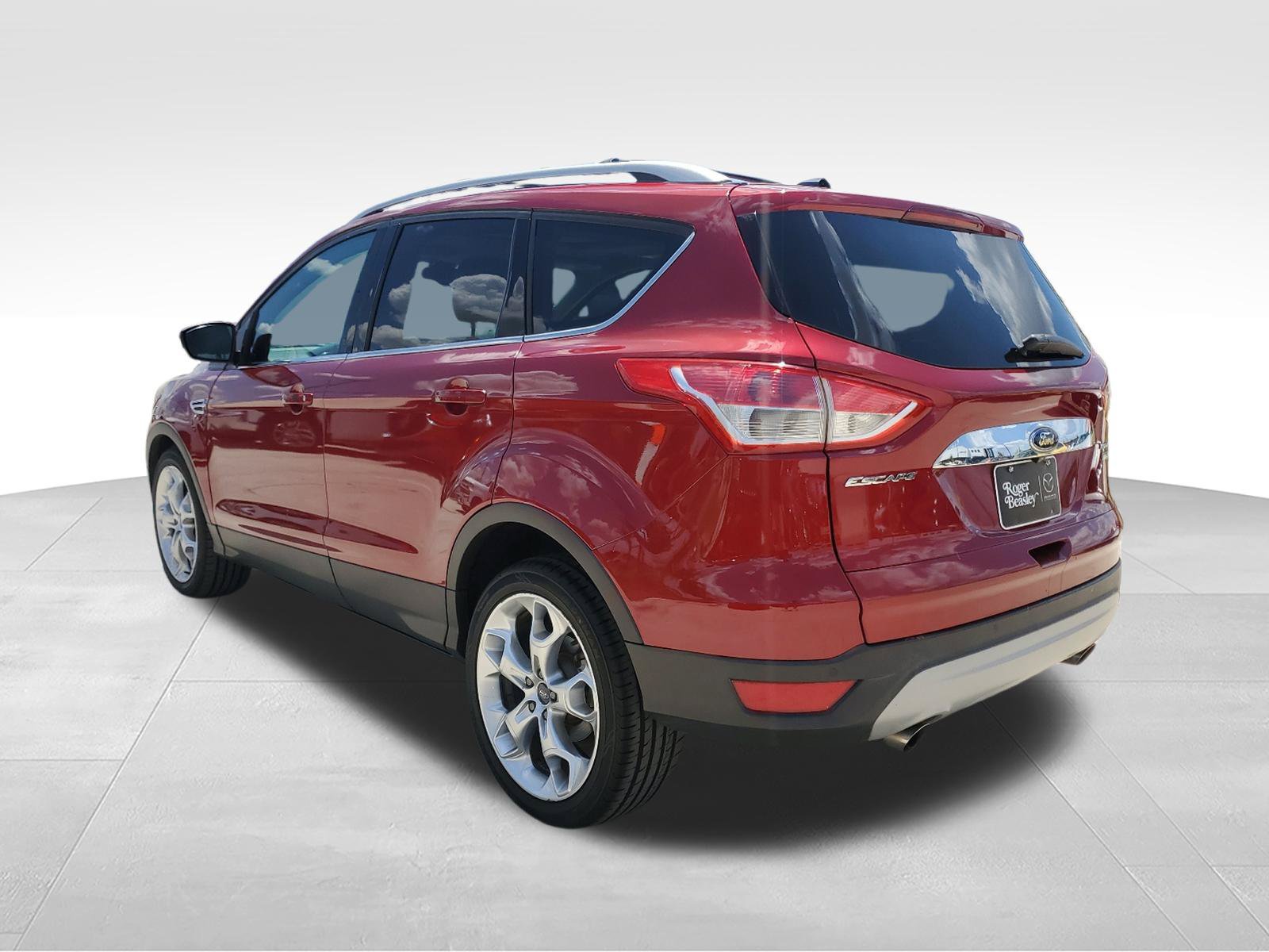 Used 2014 Ford Escape Titanium w/ Equipment Group 401A FWD image 7
