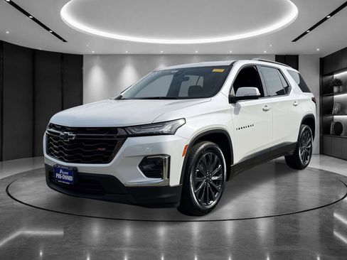 Certified 2023 Chevrolet Traverse RS AWD/4WD image 1