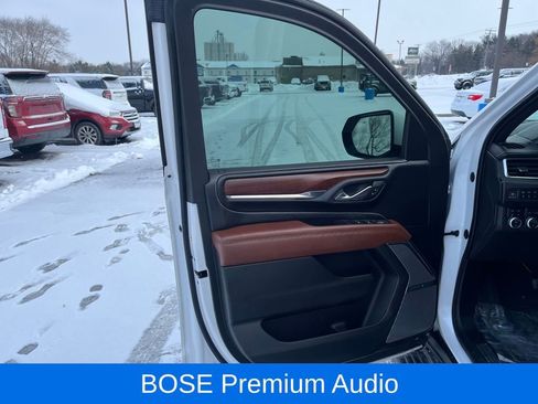 Used 2023 GMC Yukon XL Denali Ultimate image 13