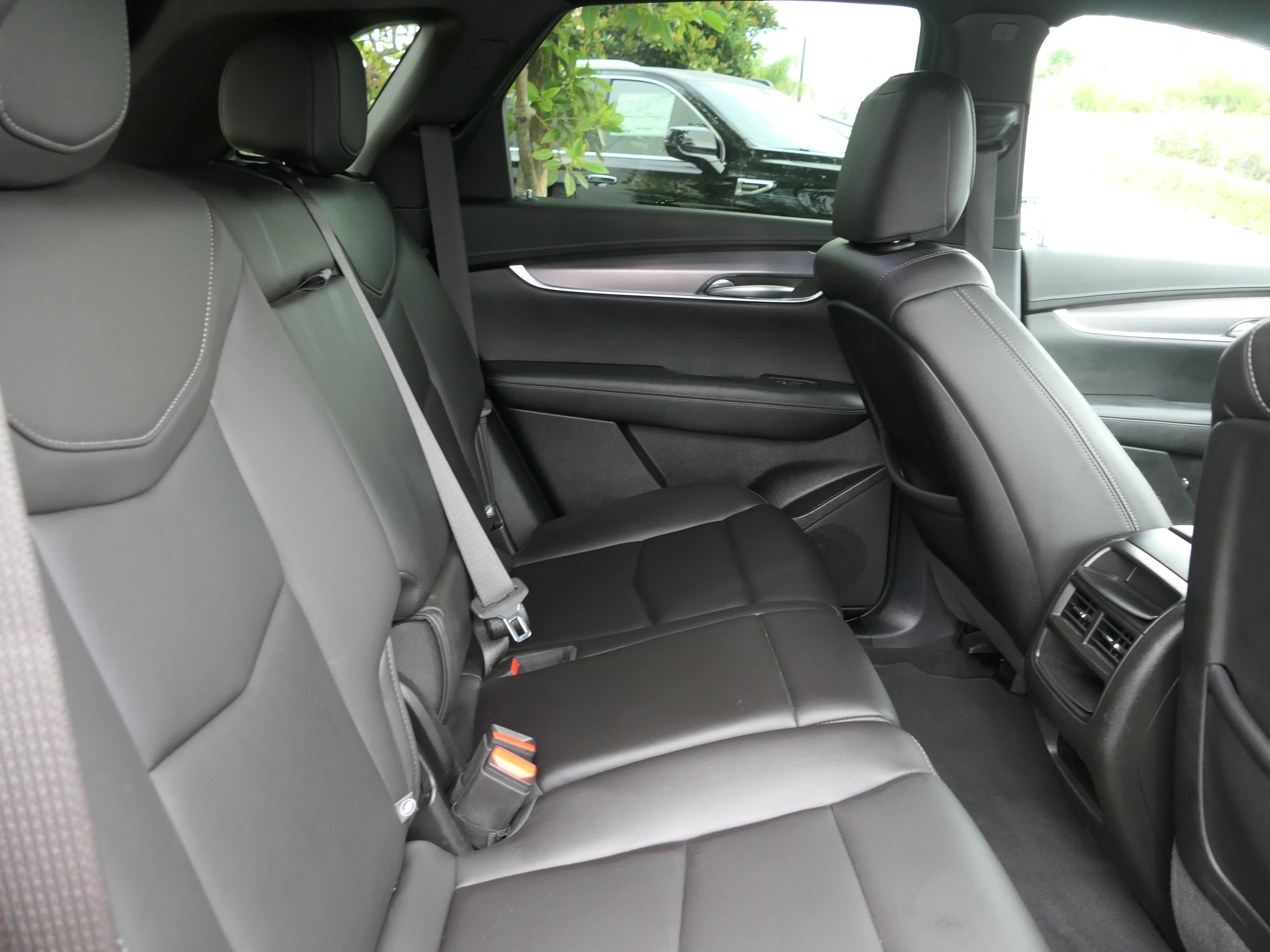 Certified 2024 Cadillac XT5 Luxury FWD image 24