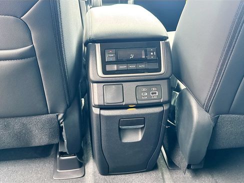 New 2026 Subaru Ascent Premium AWD/4WD image 23