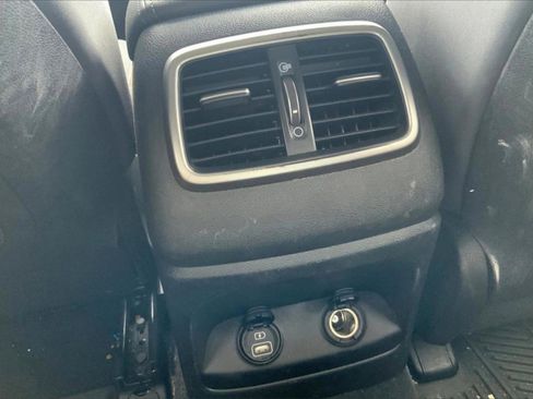 Used 2020 Kia Sorento LX image 36