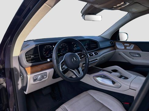 Used 2020 Mercedes-Benz GLS 450 4MATIC image 26