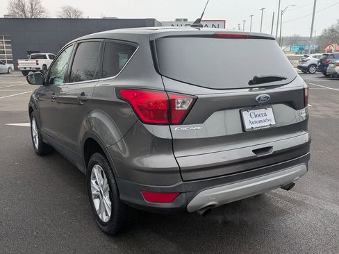 Used 2019 Ford Escape SE image 7