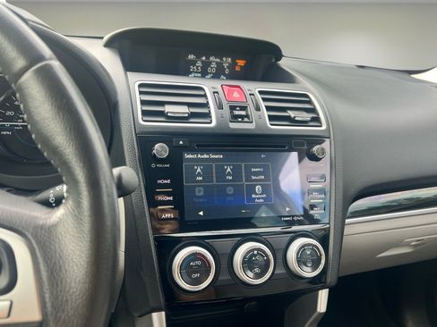 Used 2017 Subaru Forester 2.5i Limited image 15