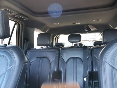 Used 2020 Ford Expedition Limited RWD image 27