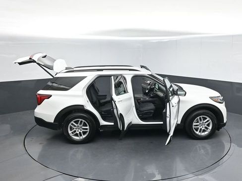 Certified 2025 Ford Explorer Active AWD/4WD image 61