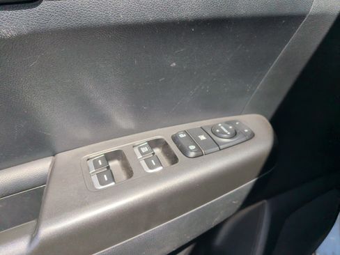 Used 2021 Kia Sportage LX FWD image 14