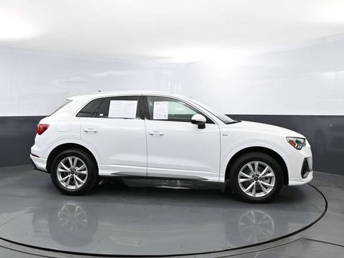 Used 2025 Audi Q3 2.0T Premium w/ Convenience Package AWD/4WD image 4