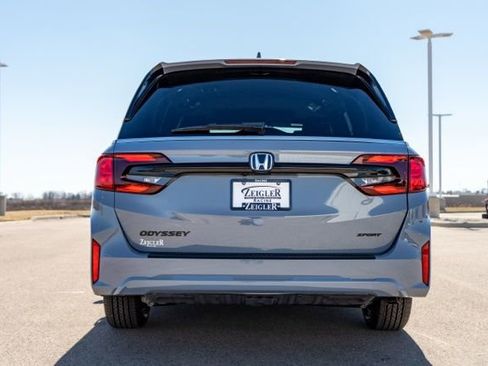 New 2026 Honda Odyssey Sport-L image 6