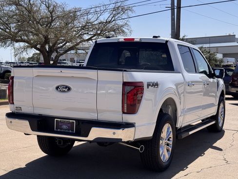 Used 2025 Ford F150 Lariat w/ Equipment Group 501A Mid image 4