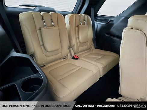 Used 2017 Ford Explorer XLT w/ Equipment Group 202A image 27