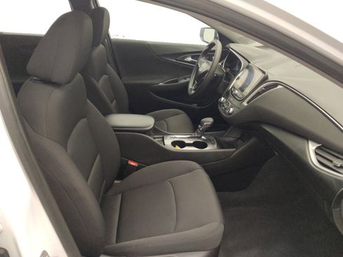 Used 2024 Chevrolet Malibu LS FWD image 21