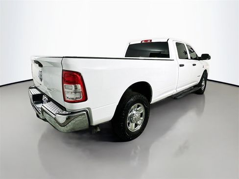 Used 2019 RAM 2500 Tradesman w/ Chrome Appearance Group image 8