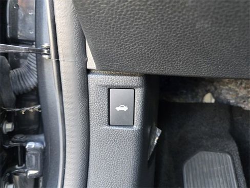 Used 2023 Honda Accord LX image 22