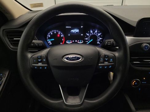 Used 2020 Ford Escape S image 22