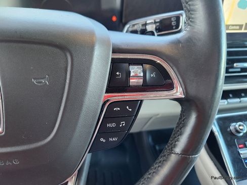 Used 2019 Lincoln Navigator Reserve w/ Cargo Package AWD/4WD image 27