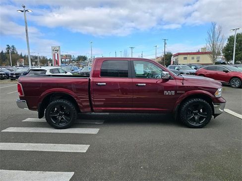 Used 2017 RAM 1500 Laramie w/ Convenience Group image 6