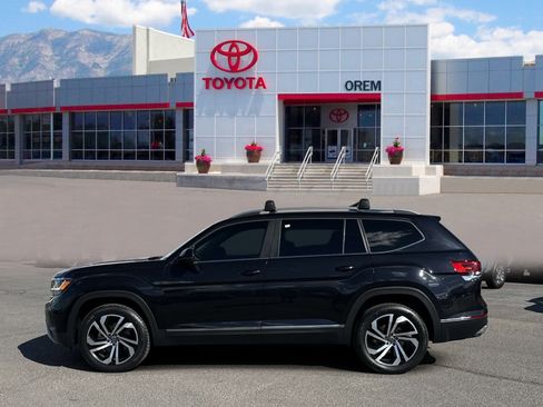 Used 2023 Volkswagen Atlas SEL AWD/4WD image 6