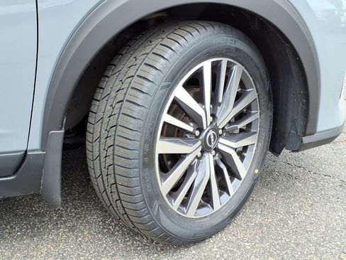 Used 2022 Nissan Kicks SV w/ Exterior Package FWD image 8