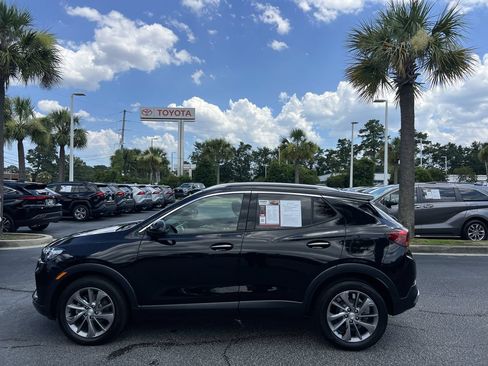 Used 2023 Buick Encore GX Essence w/ Experience Buick Package FWD image 7