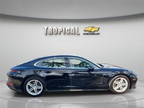 Used 2025 Porsche Panamera 4 image 7