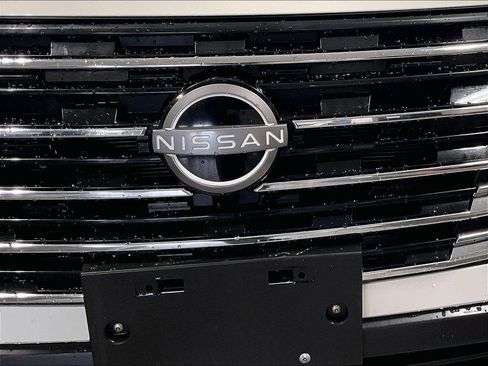 Certified 2024 Nissan Rogue S AWD/4WD image 32