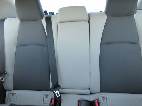 Used 2023 Toyota Corolla LE image 18