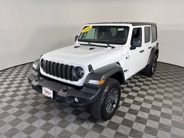 Used 2026 Jeep Wrangler Unlimited Sport AWD/4WD image 3