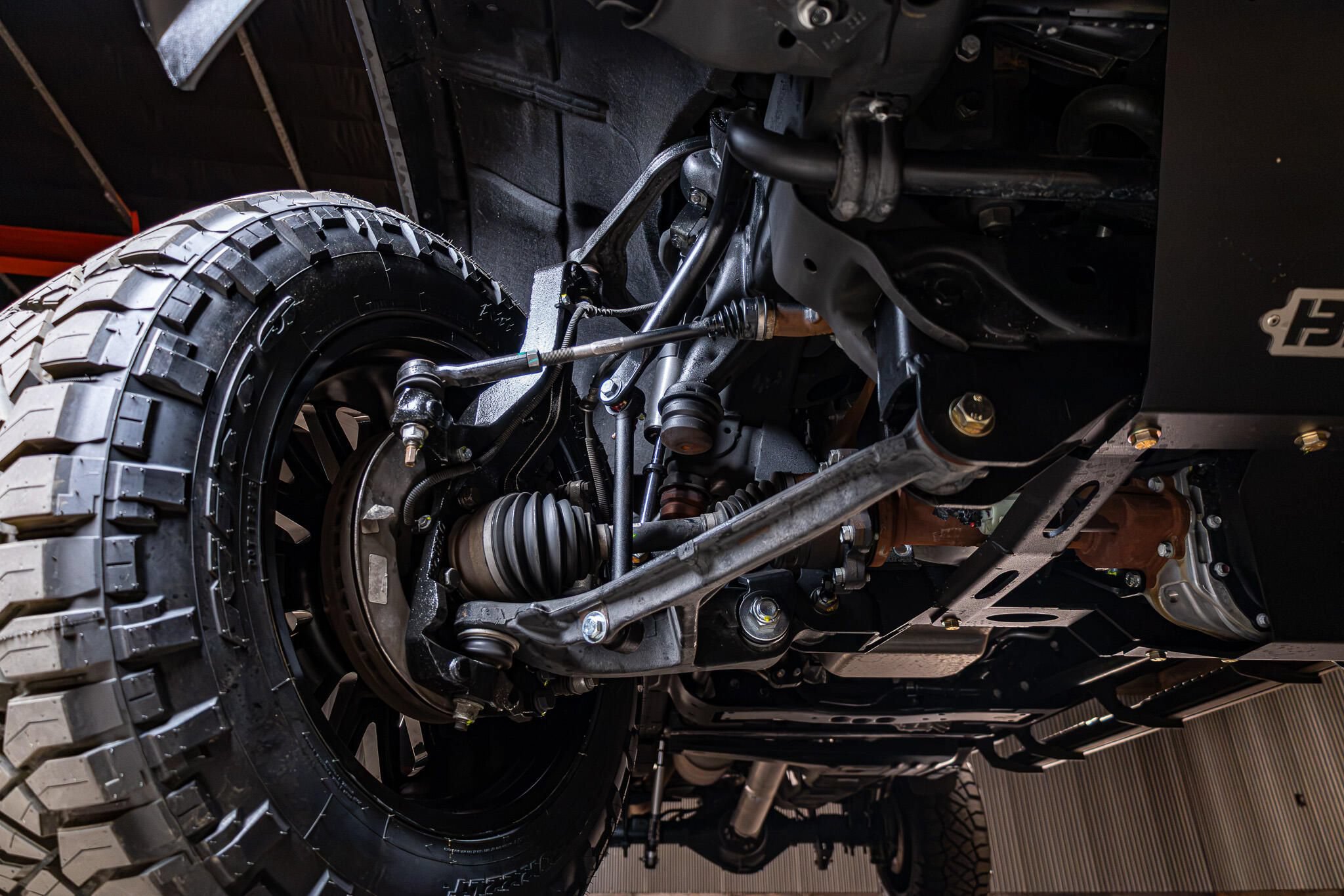 Used 2024 Chevrolet Silverado 2500 LTZ w/ LTZ Convenience Package AWD/4WD image 12