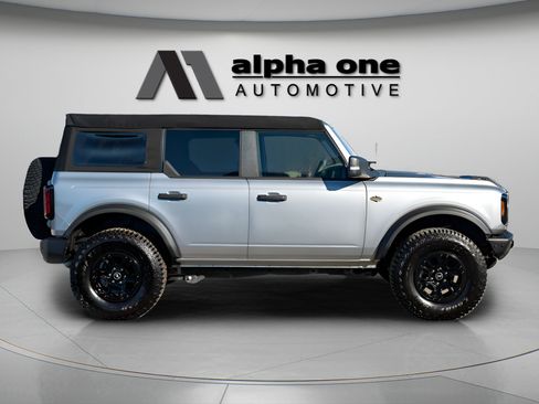 Used 2024 Ford Bronco Wildtrak AWD/4WD image 6
