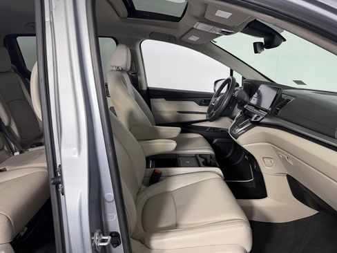 Used 2025 Honda Odyssey EX-L image 27