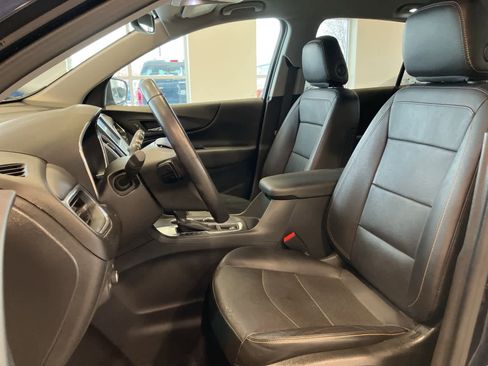 Used 2021 Chevrolet Equinox LT image 10